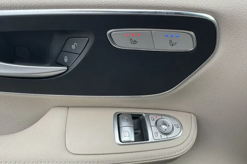 Mercedes-Benz V 300 din 2024 cu 10.537 km - oferta MER140824 - foto 16