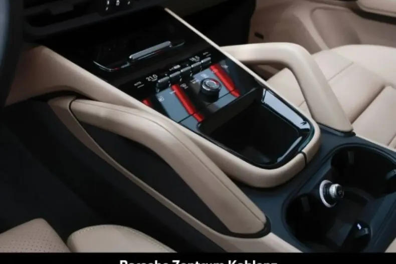 Porsche Cayenne din 2023 cu 17.600 km - oferta POR140830 - foto 25