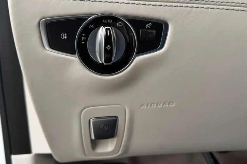 Mercedes-Benz AMG GT din 2024 cu 13.700 km - oferta MER140835 - foto 14