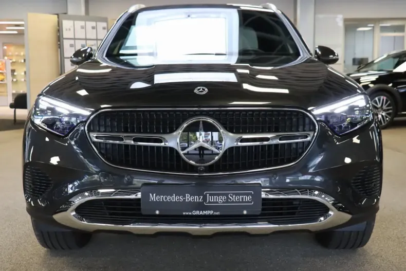 Mercedes-Benz GLC 300 din 2024 cu 13.100 km - oferta MER140840 - foto 2