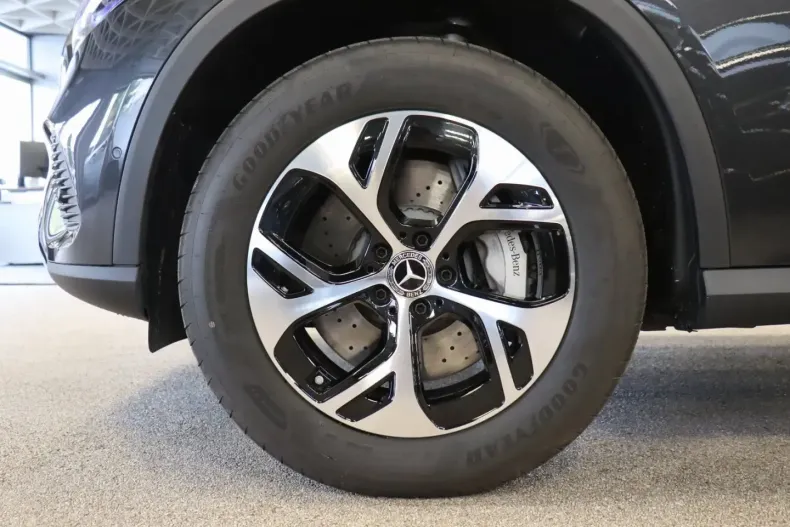 Mercedes-Benz GLC 300 din 2024 cu 13.100 km - oferta MER140840 - foto 6