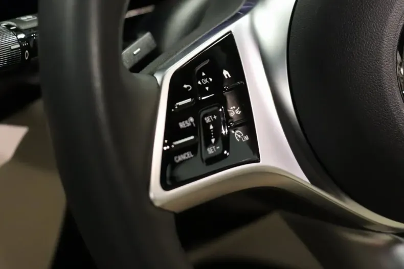 Mercedes-Benz GLC 300 din 2024 cu 13.100 km - oferta MER140840 - foto 27