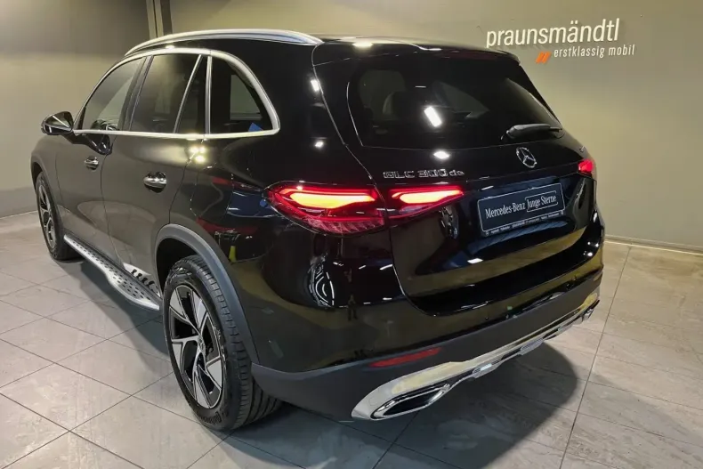 Mercedes-Benz GLC 300 din 2024 cu 37.625 km - oferta MER140842 - foto 2