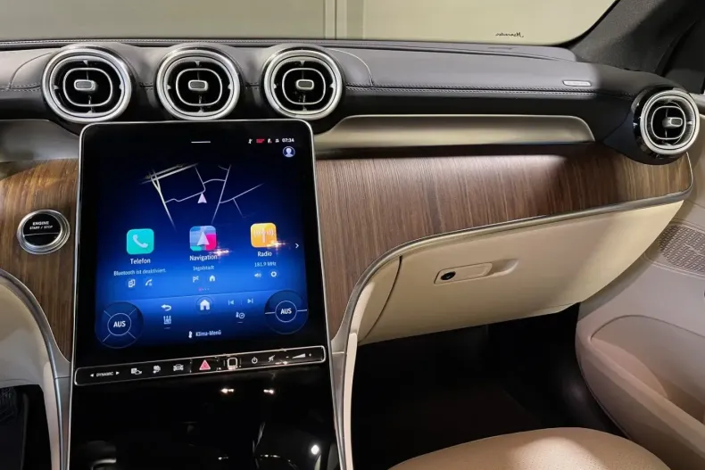 Mercedes-Benz GLC 300 din 2024 cu 37.625 km - oferta MER140842 - foto 6