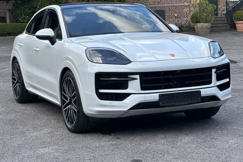 Porsche Cayenne din 2024 cu 15.900 km - oferta POR140855 - foto 8