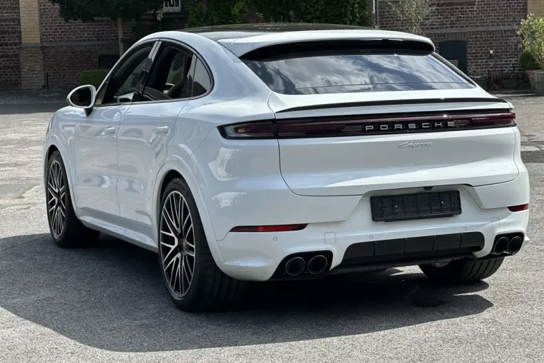 Porsche Cayenne din 2024 cu 15.900 km - oferta POR140855 - foto 23