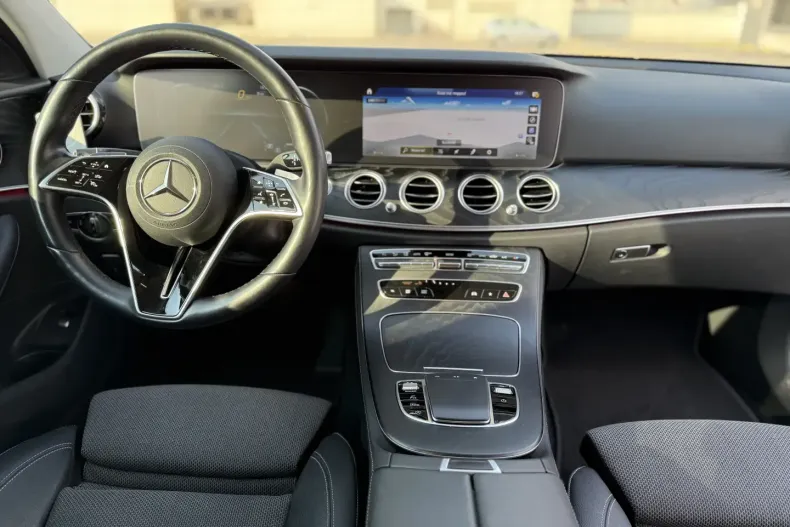 Mercedes-Benz E 200 din 2022 cu 30.000 km - oferta MER140871 - foto 11