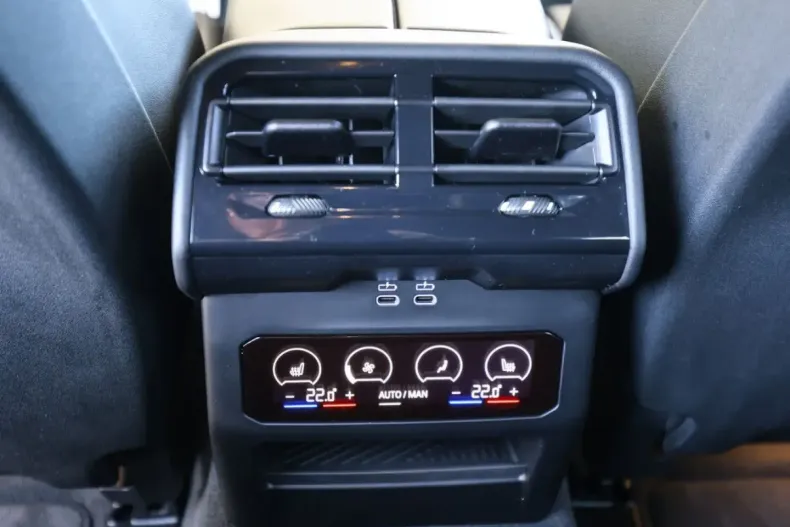 BMW 540 din 2025 cu 24.962 km - oferta BMW140873 - foto 11