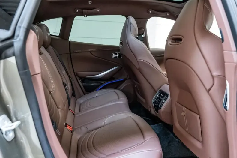 Aston Martin DBX din 2024 cu 8.076 km - oferta AST140886 - foto 19