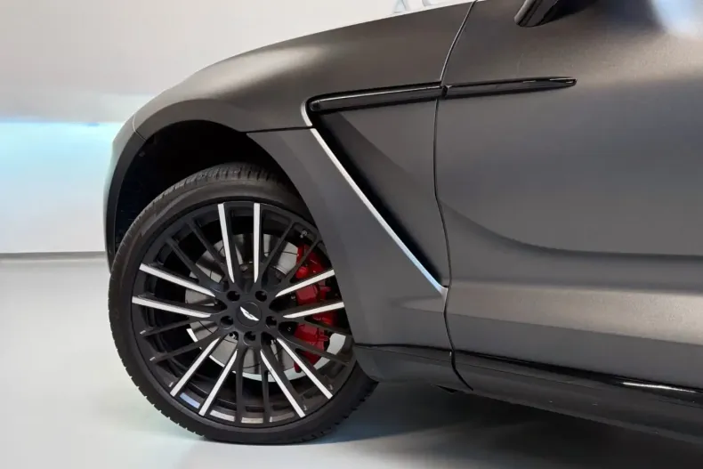 Aston Martin DBX din 2022 cu 39.500 km - oferta AST140887 - foto 9