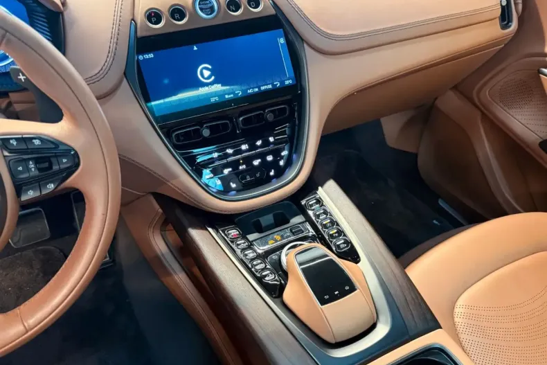 Aston Martin DBX din 2022 cu 39.500 km - oferta AST140887 - foto 24