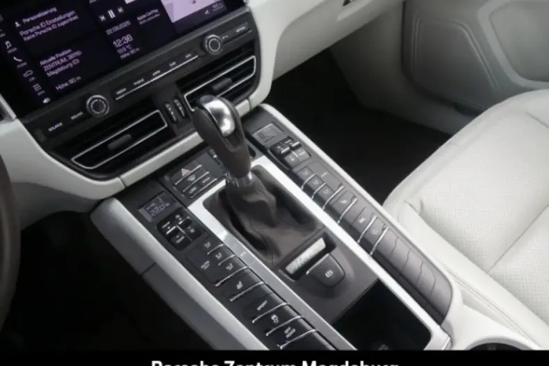 Porsche Macan din 2021 cu 45.175 km - oferta POR140888 - foto 20