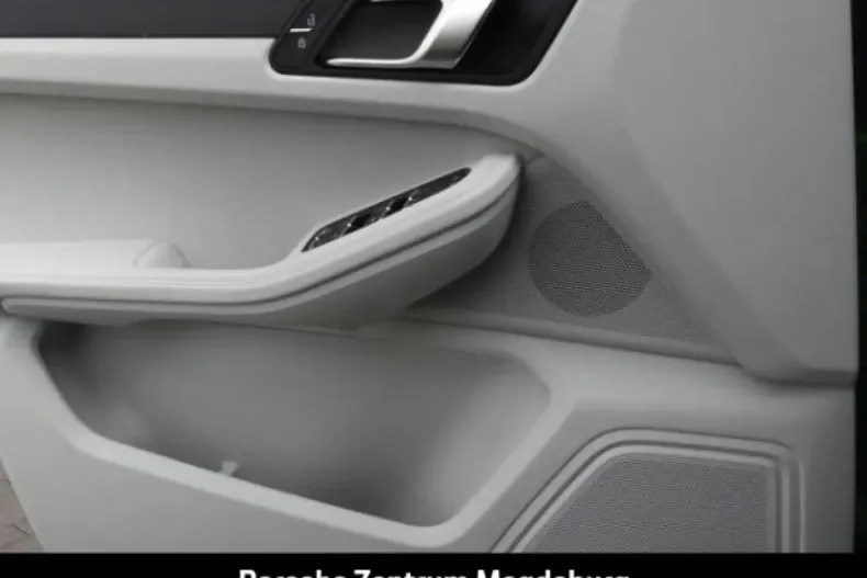 Porsche Macan din 2021 cu 45.175 km - oferta POR140888 - foto 22