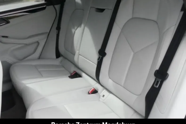 Porsche Macan din 2021 cu 45.175 km - oferta POR140888 - foto 23