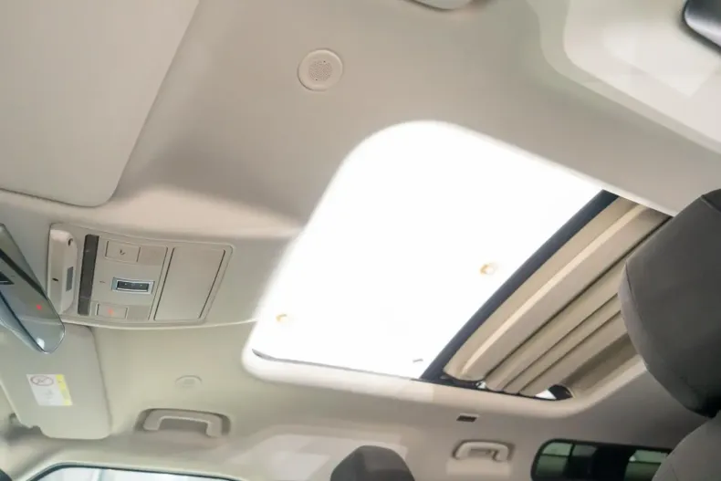 Land Rover Defender din 2021 cu 119.597 km - oferta LAN140896 - foto 14