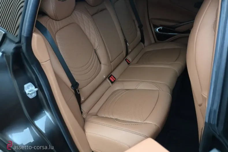 Aston Martin DBX din 2022 cu 1.319 km - oferta AST140904 - foto 25