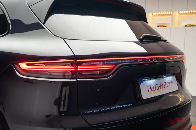 Porsche Cayenne din 2020 cu 63.611 km - oferta POR140907 - foto 11