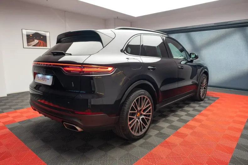 Porsche Cayenne din 2020 cu 63.611 km - oferta POR140907 - foto 12