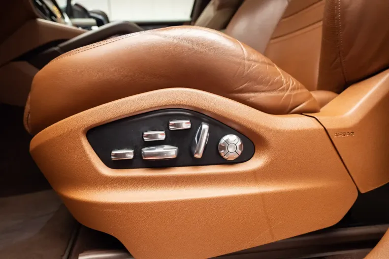 Porsche Cayenne din 2020 cu 63.611 km - oferta POR140907 - foto 20