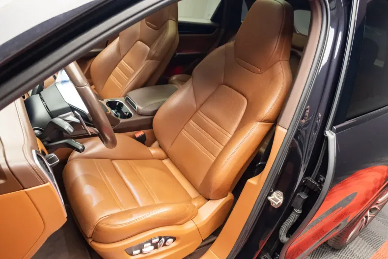 Porsche Cayenne din 2020 cu 63.611 km - oferta POR140907 - foto 23