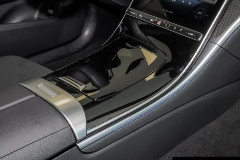 Mercedes-Benz CLE 200 din 2024 cu 11.196 km - oferta MER140912 - foto 7