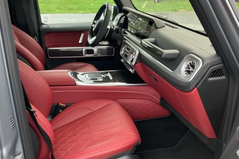 Mercedes-Benz G 63 AMG din 2024 cu 4.500 km - oferta MER140914 - foto 9