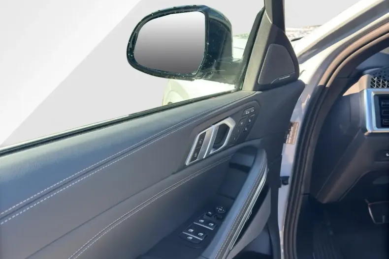 BMW X6 din 2024 cu 22.989 km - oferta BMW140928 - foto 9