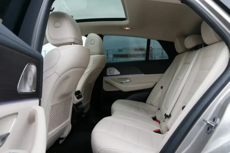 Mercedes-Benz GLE 350 din 2024 cu 27.000 km - oferta MER140932 - foto 11