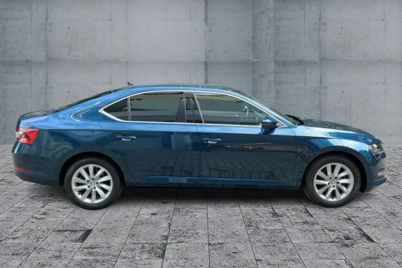 Skoda Superb din 2022 cu 32.929 km - oferta SKO140933 - foto 6