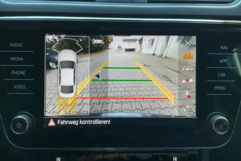 Skoda Superb din 2022 cu 32.929 km - oferta SKO140933 - foto 19