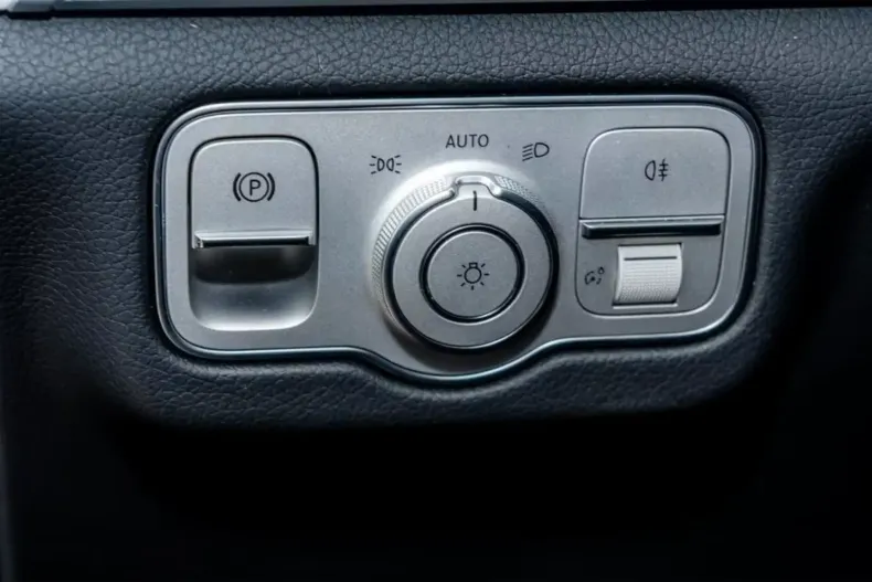 Mercedes-Benz GLE 450 din 2024 cu 23.401 km - oferta MER140935 - foto 9