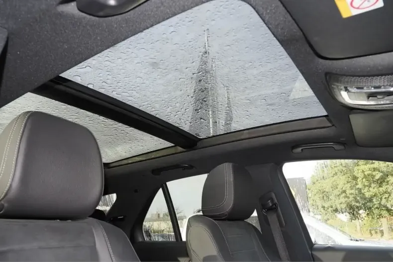 Mercedes-Benz GLE 450 din 2024 cu 27.854 km - oferta MER140936 - foto 4