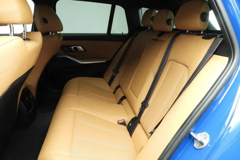 BMW 330 din 2024 cu 15.000 km - oferta BMW140938 - foto 8