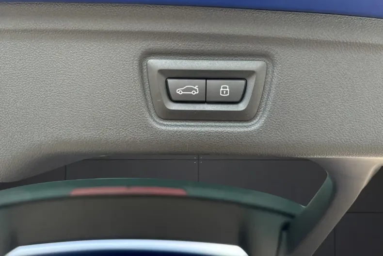 BMW 330 din 2024 cu 17.629 km - oferta BMW140940 - foto 21