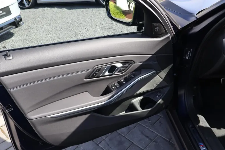 BMW 320 din 2024 cu 29.500 km - oferta BMW140945 - foto 11