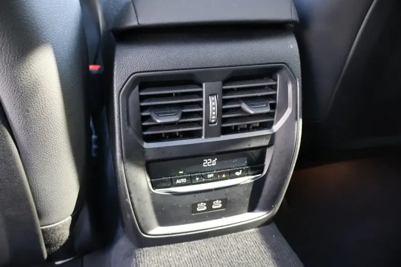 BMW 320 din 2024 cu 29.500 km - oferta BMW140945 - foto 23