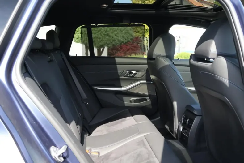 BMW 320 din 2024 cu 29.500 km - oferta BMW140945 - foto 27