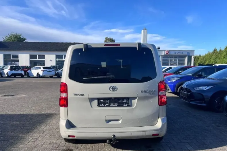 Toyota Proace (Verso) din 2021 cu 35.278 km - oferta TOY140950 - foto 6