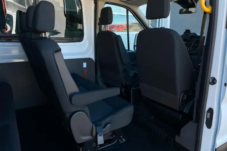 Ford Transit din 2023 cu 89.990 km - oferta FOR140951 - foto 12