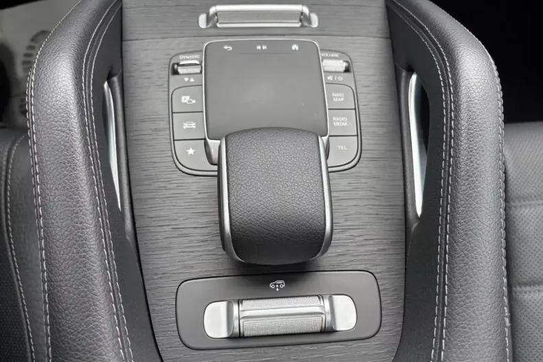 Mercedes-Benz GLE 450 din 2024 cu 16.000 km - oferta MER140953 - foto 3