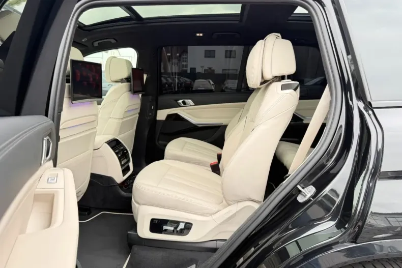 BMW X7 din 2022 cu 89.958 km - oferta BMW140960 - foto 10