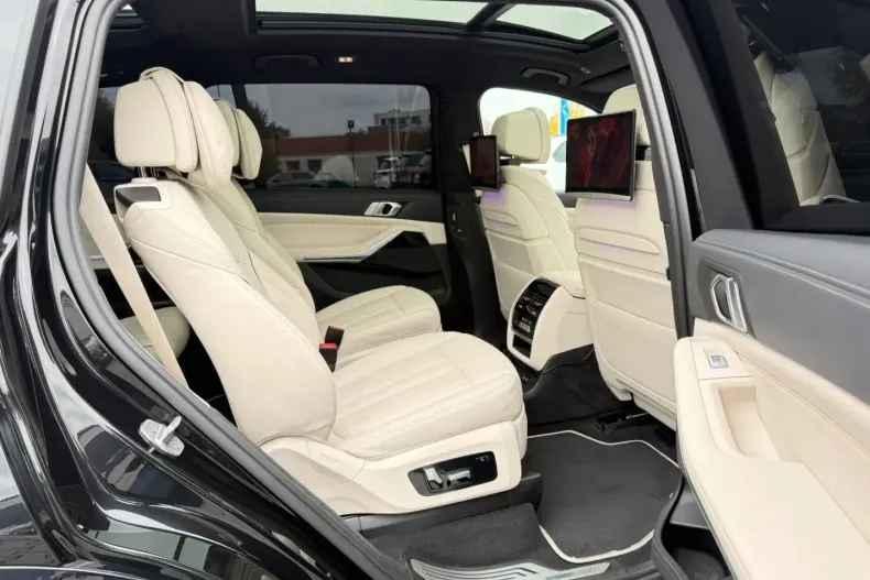 BMW X7 din 2022 cu 89.958 km - oferta BMW140960 - foto 13