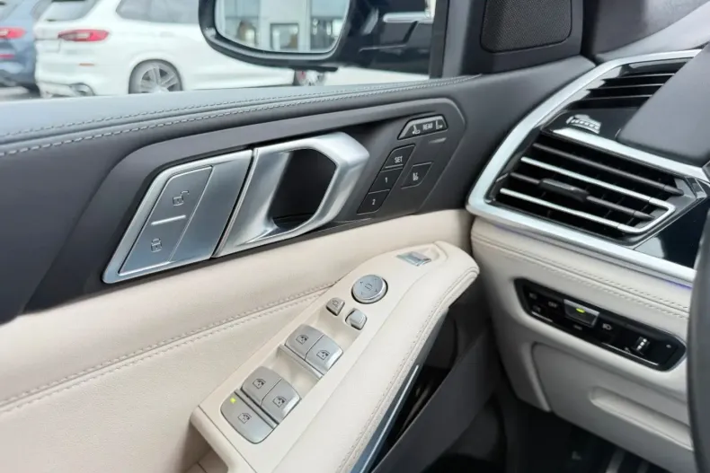 BMW X7 din 2022 cu 89.958 km - oferta BMW140960 - foto 39