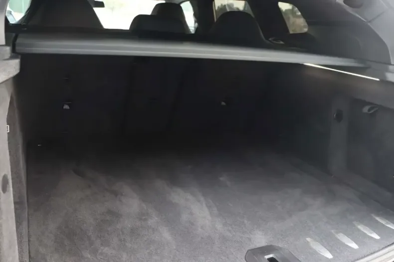 BMW XM din 2024 cu 16.801 km - oferta BMW140978 - foto 2