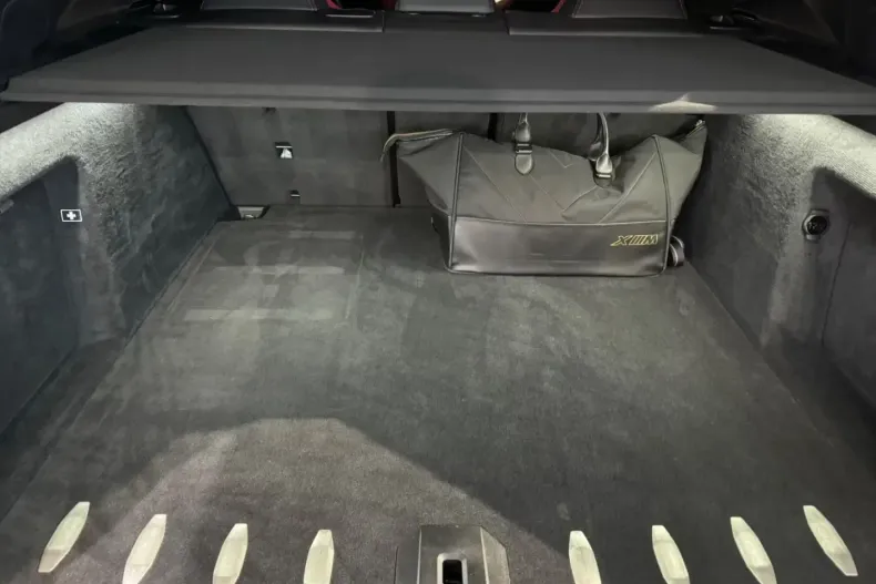 BMW XM din 2024 cu 26.970 km - oferta BMW140982 - foto 3