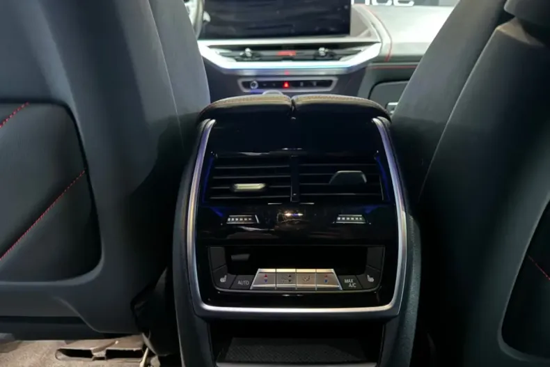 BMW XM din 2024 cu 26.970 km - oferta BMW140982 - foto 9