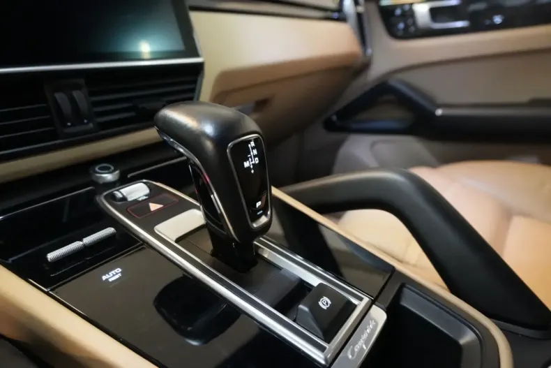 Porsche Cayenne din 2020 cu 103.184 km - oferta POR140983 - foto 11