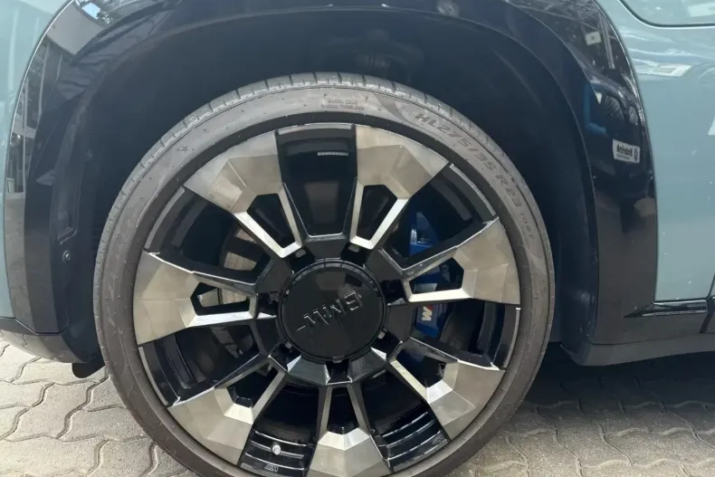 BMW XM din 2024 cu 39.272 km - oferta BMW140985 - foto 3