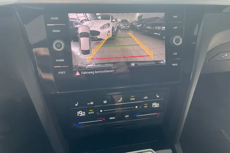 Volkswagen Arteon din 2022 cu 69.800 km - oferta VOL140992 - foto 9