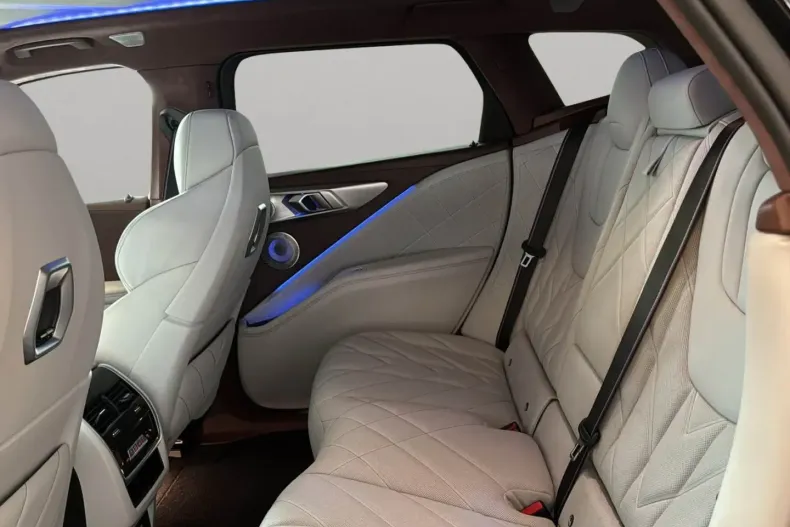 BMW XM din 2024 cu 31.057 km - oferta BMW140993 - foto 9